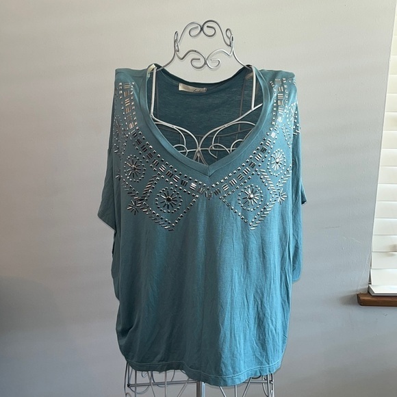 Lush Womens Top Size Large Studded Design Crop Top Look Rayon Spandex - Picture 1 of 8